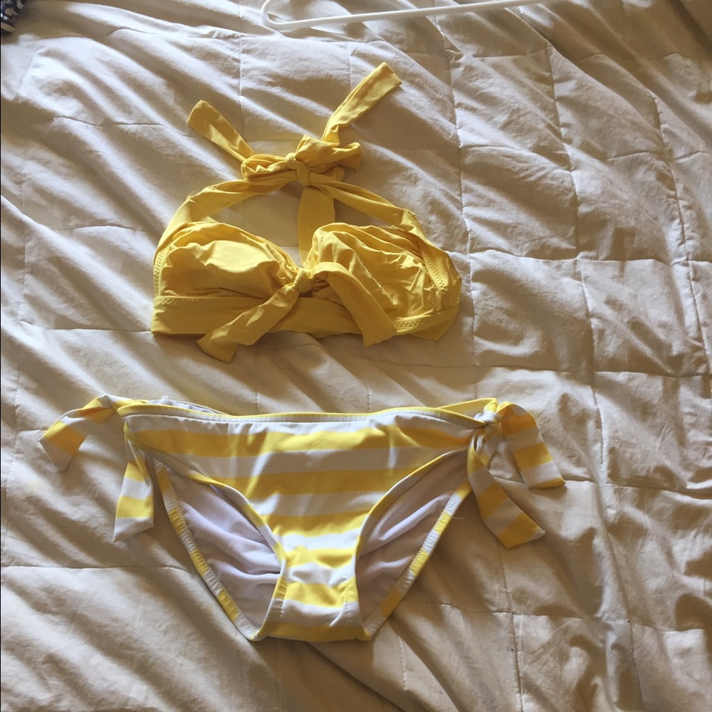 ☀️ Swimsuit Yellow/white 2-piece Sz Sm☀️