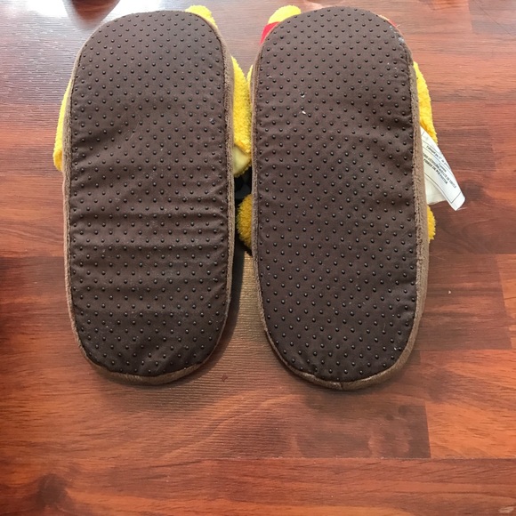 Poor slippers. - Picture 3 of 3