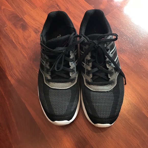 Black Adidas - Picture 1 of 4