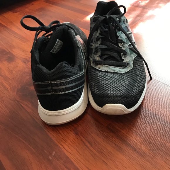 Black Adidas - Picture 3 of 4
