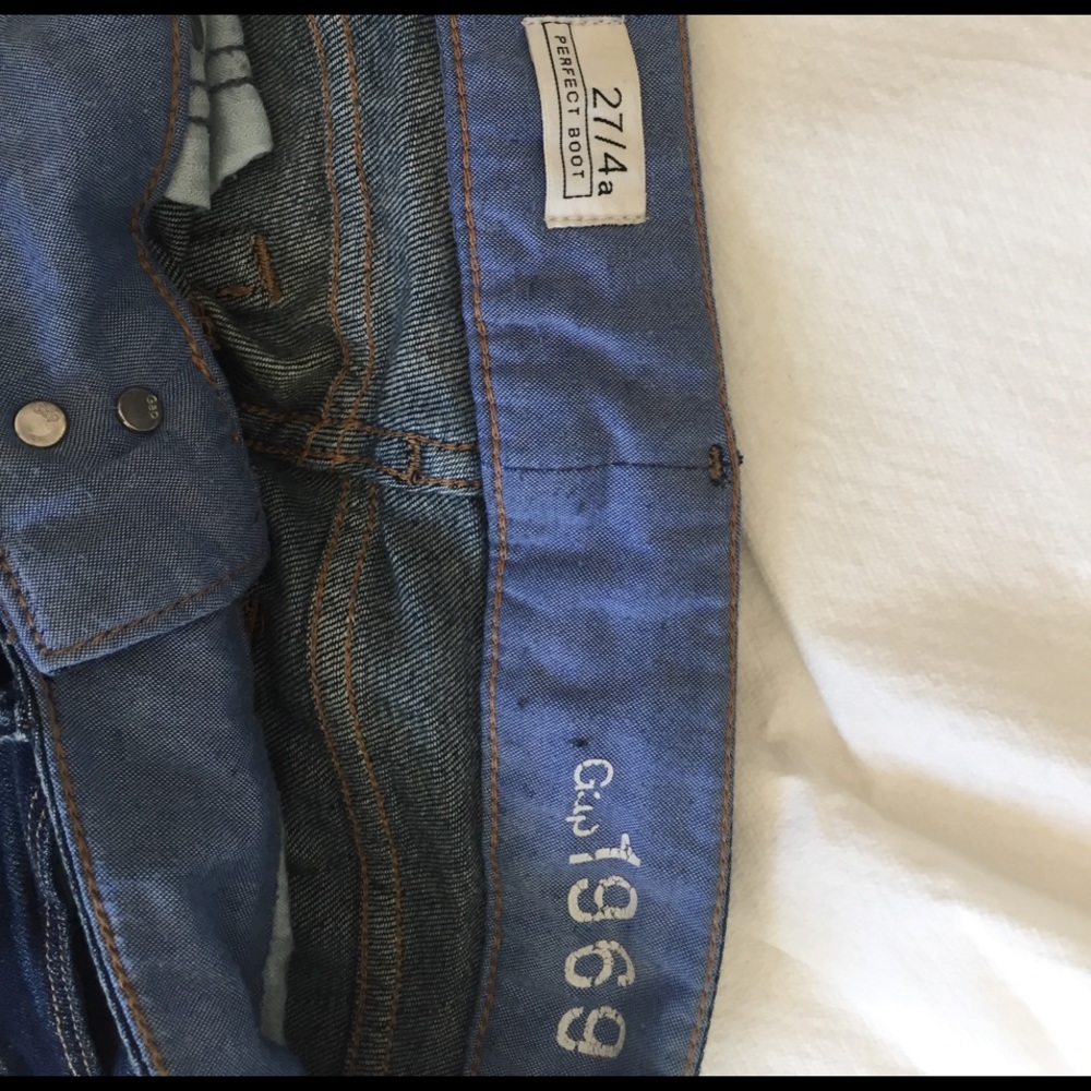 Gap Bootcut Jeans - Picture 4 of 6
