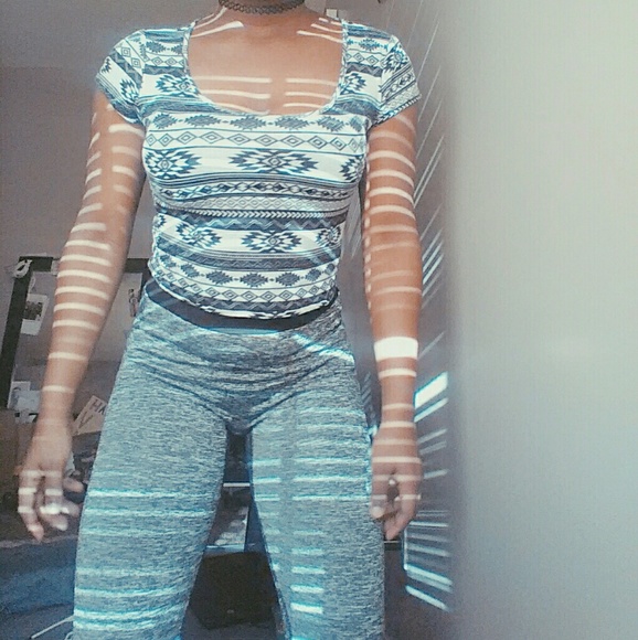 Aztec Print Crop Top - Picture 1 of 1