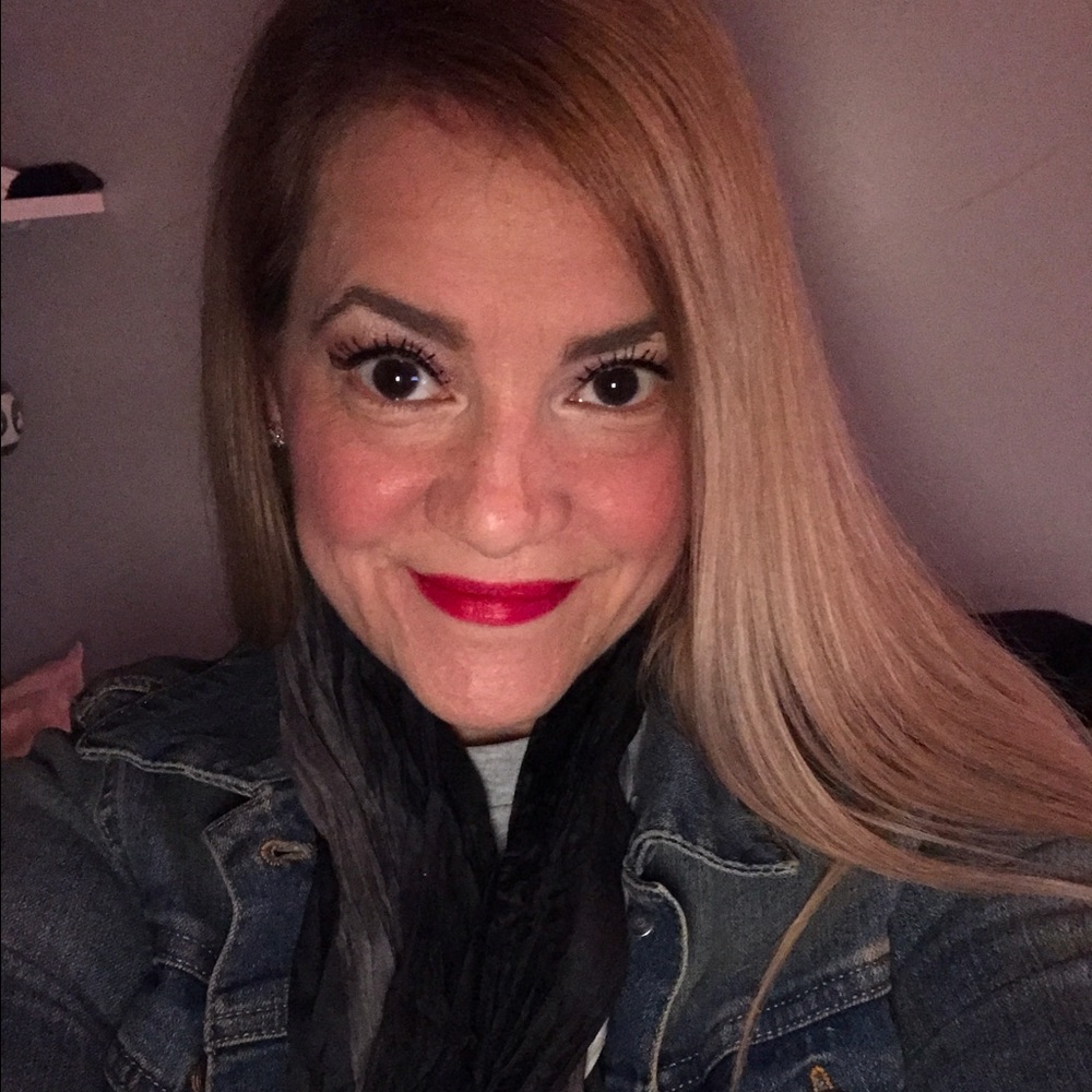 Meet your Posher, Melanie