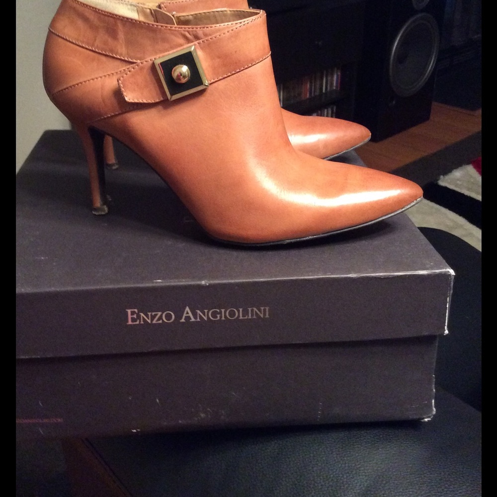 Natural colored booties