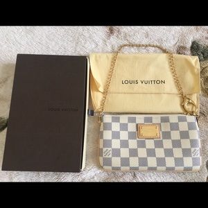 NWOT Louis Vuitton Damier Azur Pochette Milla MM