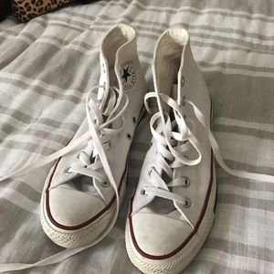 White high top converse size 7