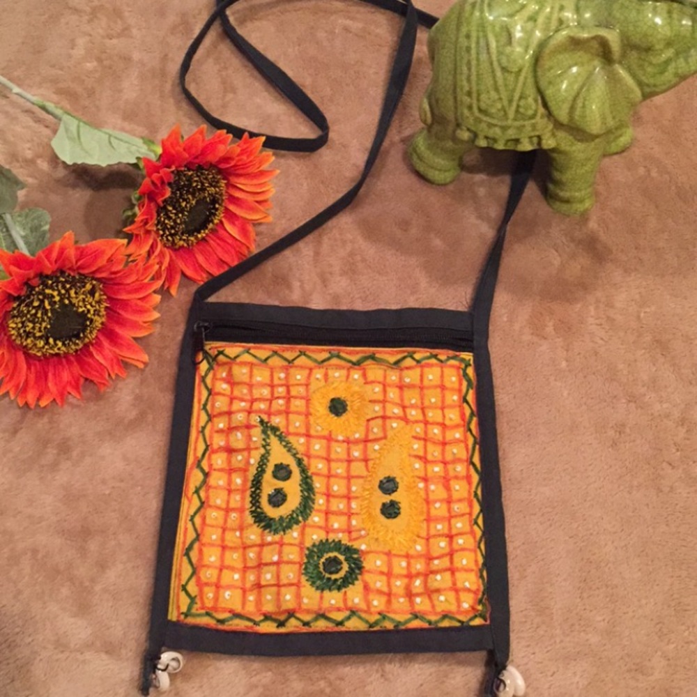 Cross body purse from Peru (Final Price)