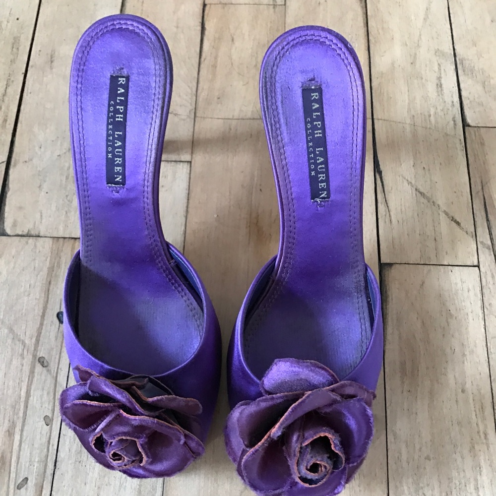 Purple flower satin slides