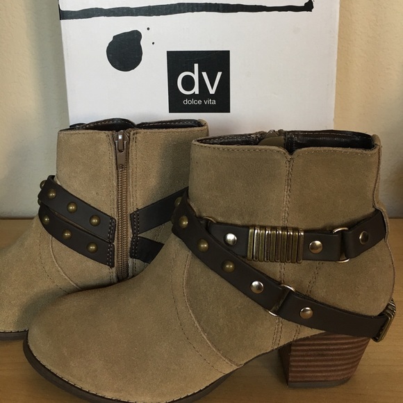 NEW DV Booties - Picture 2 of 4