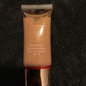 Estée Lauder foundation