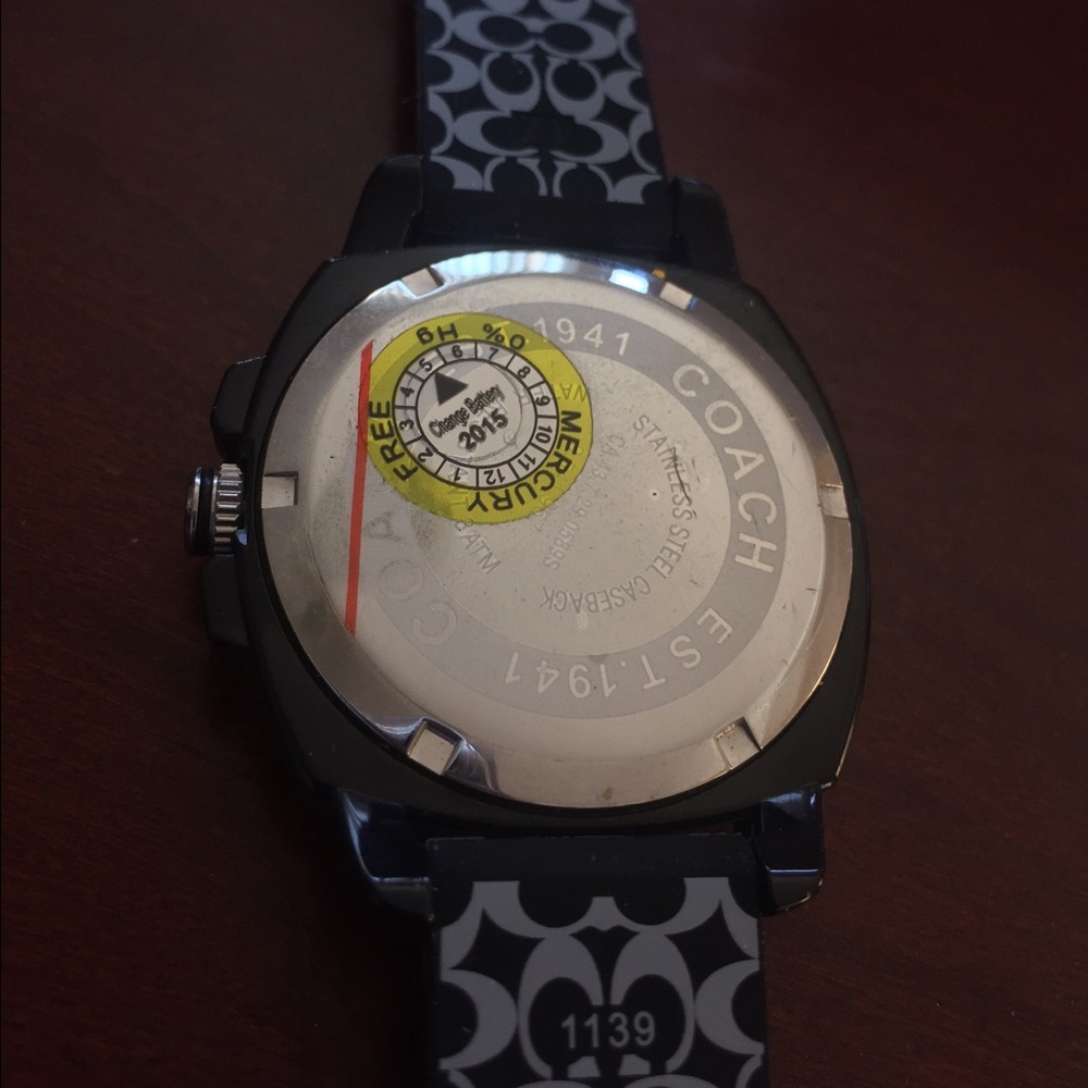 Coach Watch - Picture 4 of 6
