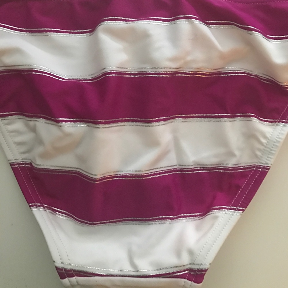 Medium string bikini. - Picture 3 of 3