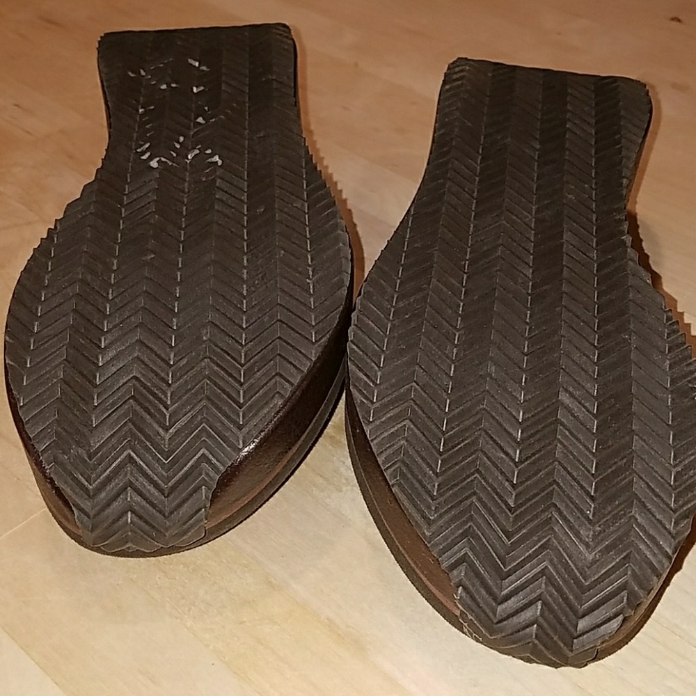SANDALS - Picture 2 of 2
