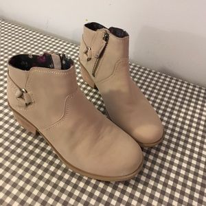 Bone color boots