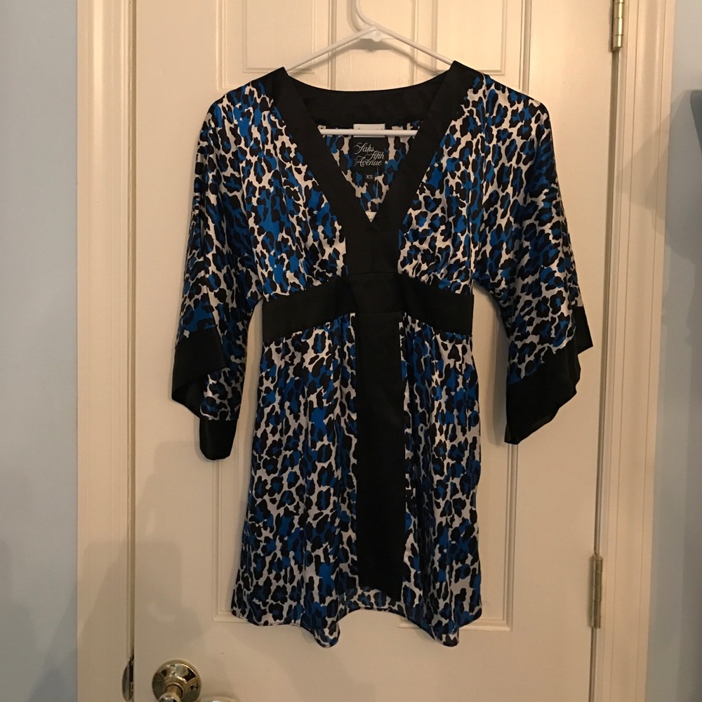 Blue multi pattern top