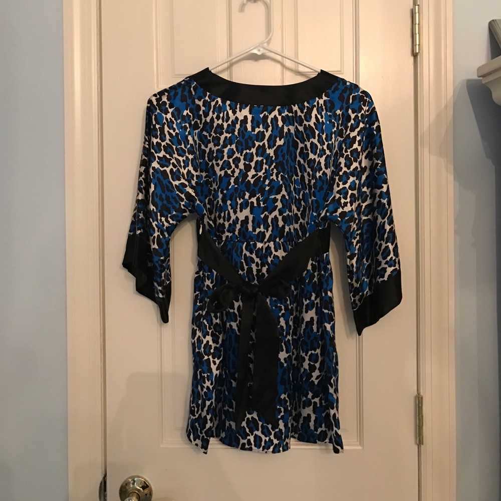 Blue multi pattern top - Picture 2 of 3
