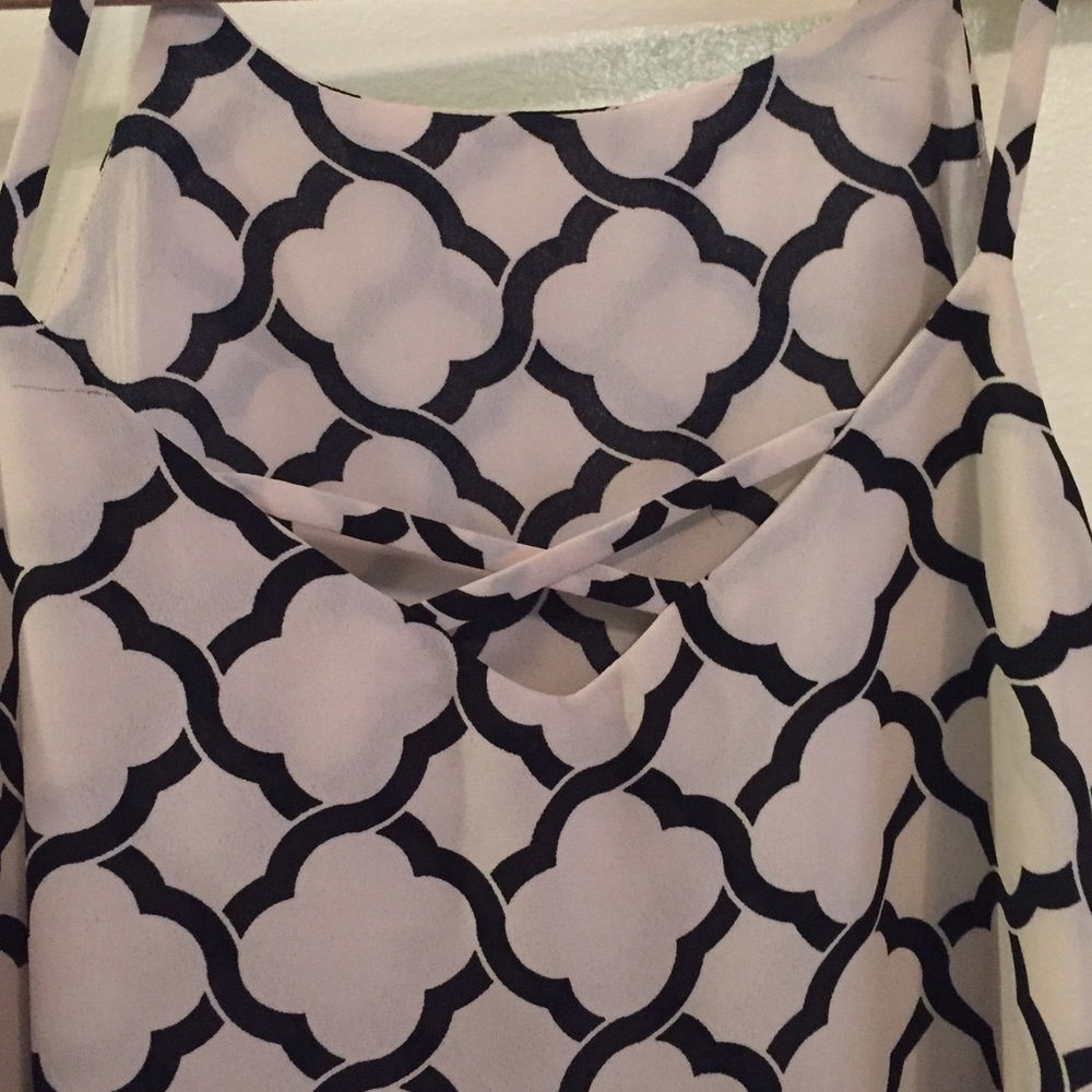Patterned Blouse - image 3