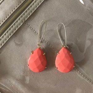 Coral Kendra Scott drop earrings