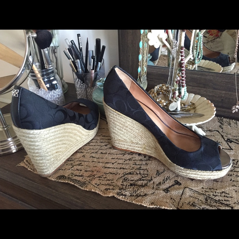 Beautiful Coach Peep toe espadrilles!