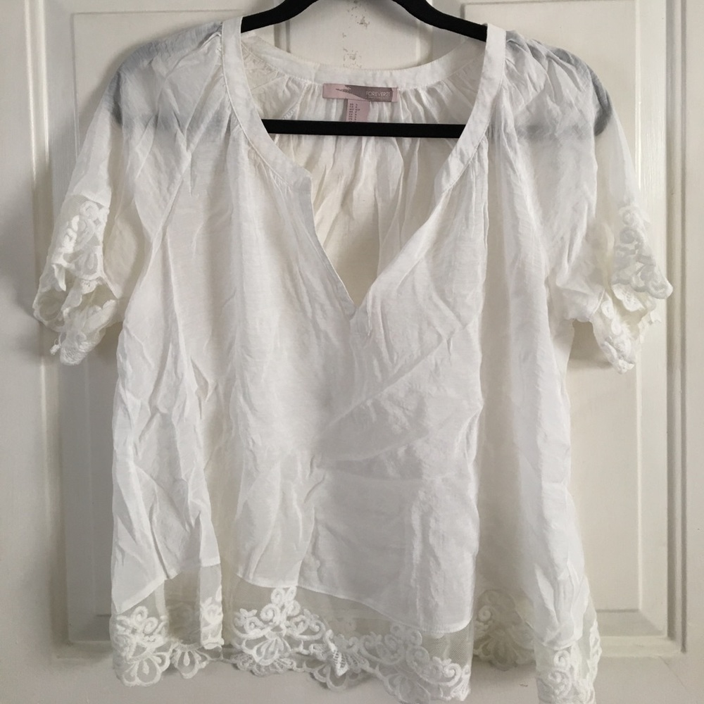Like new forever 21 sheer split neck blouse small