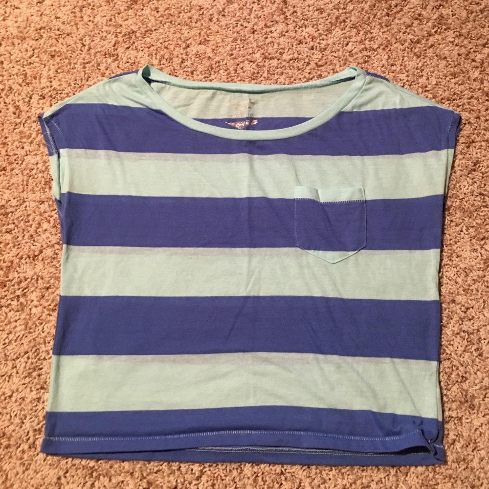 American Eagle crop top