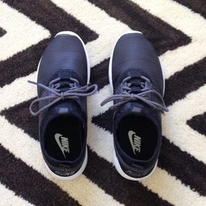 Special Weekend Sale!! Nike Juvenate SM