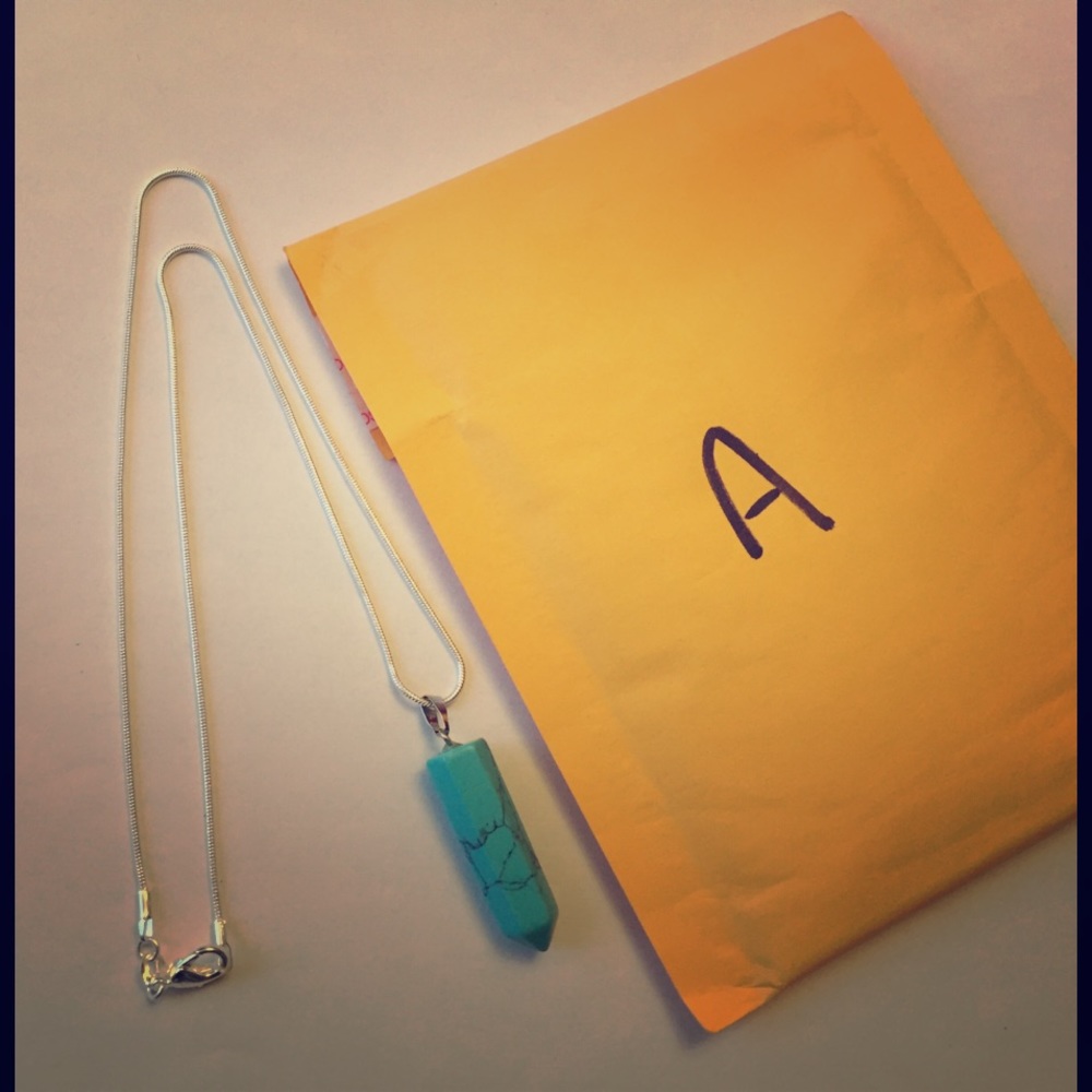 Stone snake chain necklace