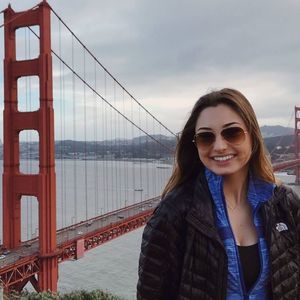 Meet your Posher, Daniela