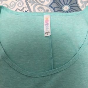 LULAROE XL perfect T bnwt