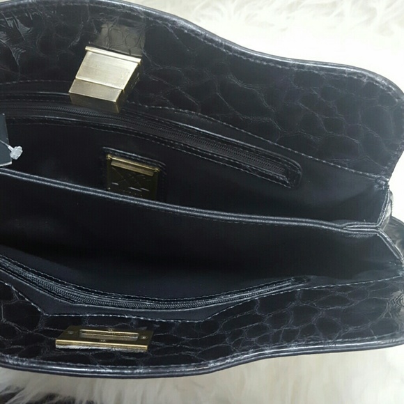 🆕 Maxx New York Clutch Bag