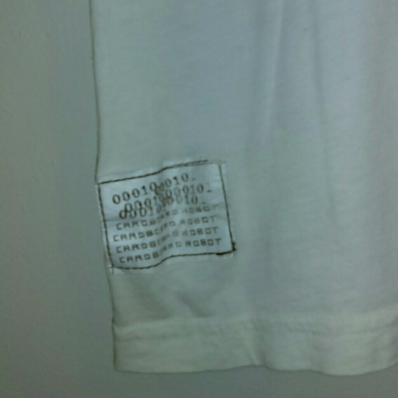 Cardboard Robot T-shirt - Picture 3 of 3