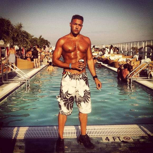 Meet your Posher, Kar - Picture 1 of 1