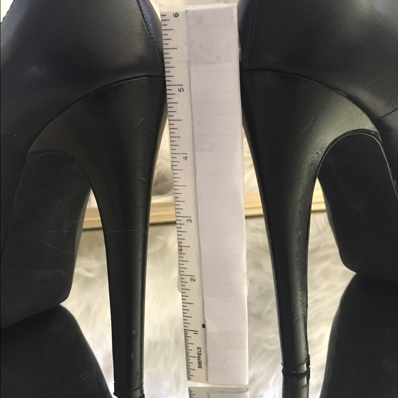 SOLD on Merc - Picture 4 of 4