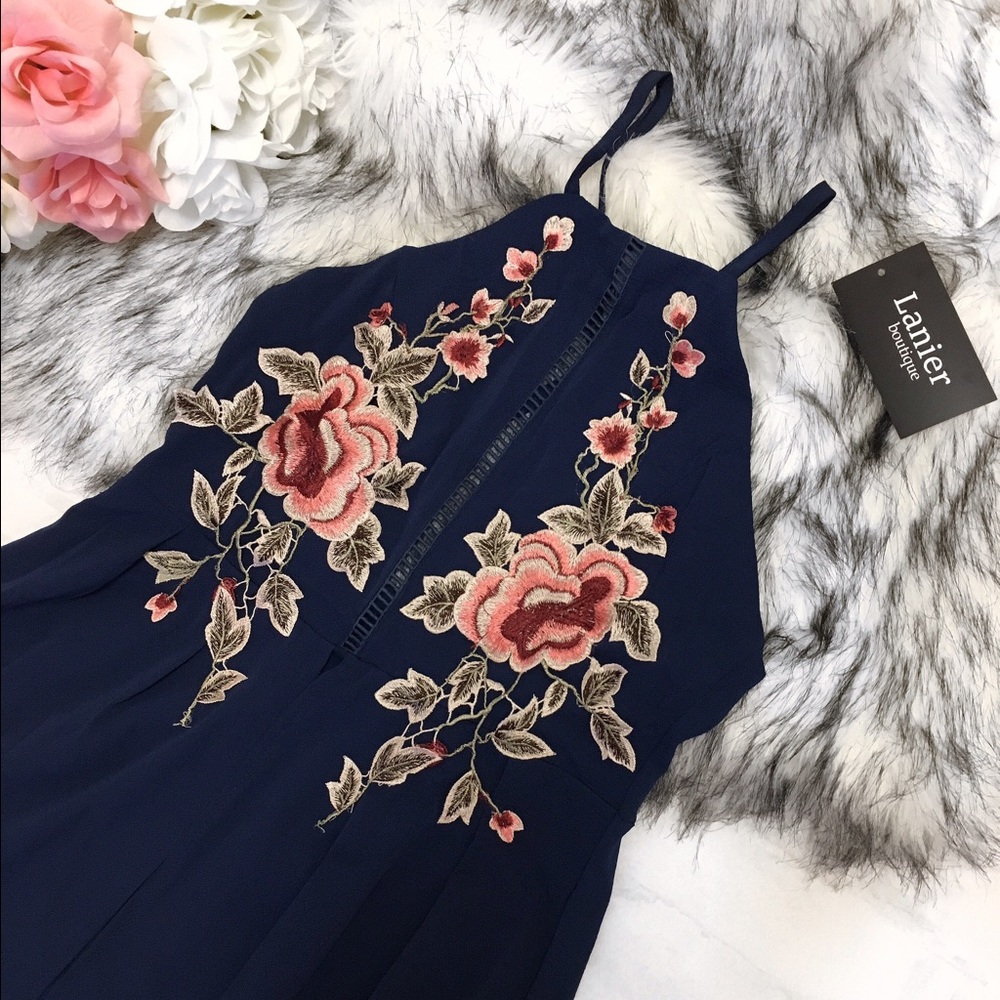 Sale! Navy Flower Print Maxi Dress NWT - Picture 5 of 6