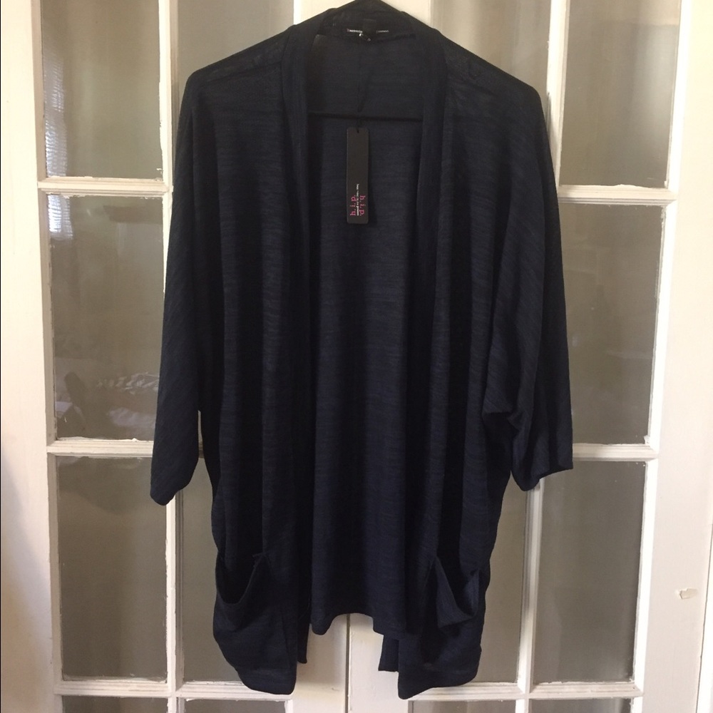 NWT Happening in the Present Cardigan