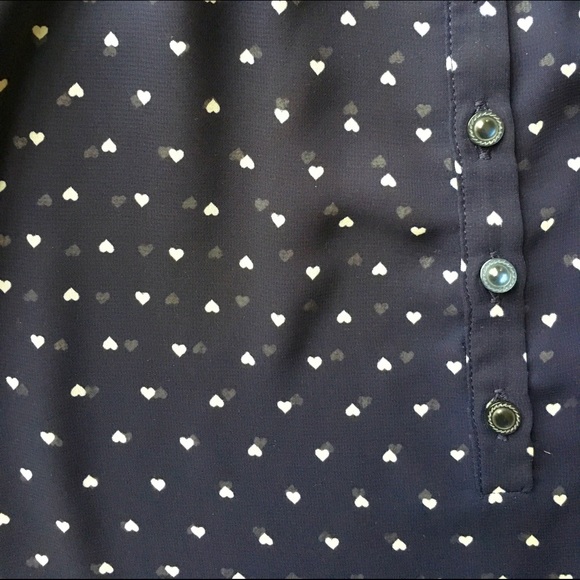 Lauren Conrad navy heart patterned blouse - Picture 4 of 4