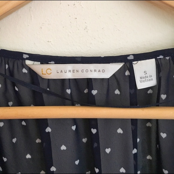 Lauren Conrad navy heart patterned blouse - Picture 3 of 4