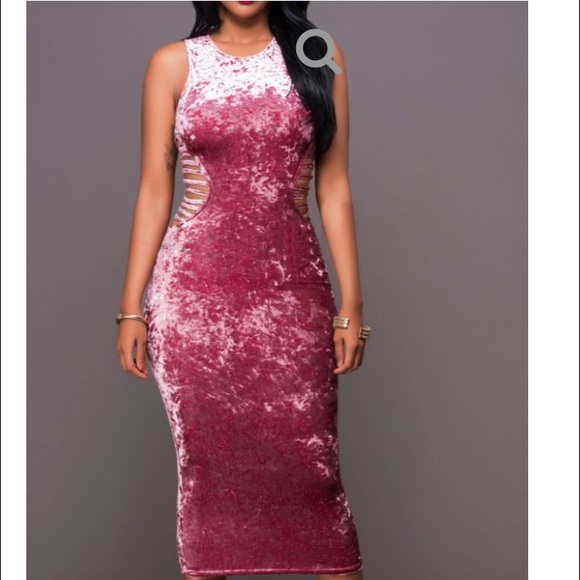 💥CLOSEOUT💥Crushed Velvet Midi Dress💖 - Picture 2 of 4