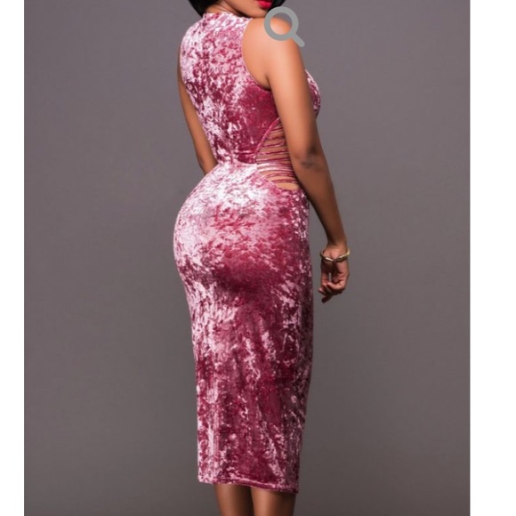 💥CLOSEOUT💥Crushed Velvet Midi Dress💖 - Picture 4 of 4