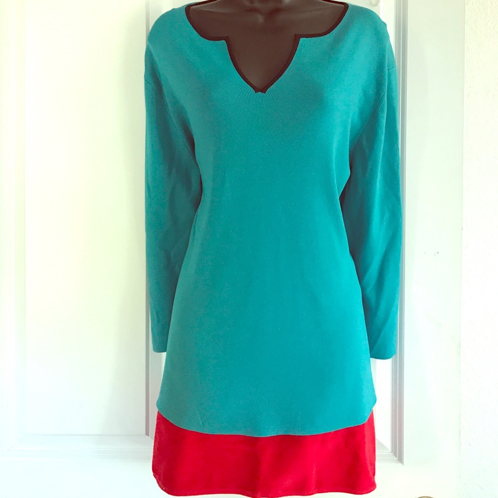 Teal-Blue V-Neck w/Black Pipping Tunic