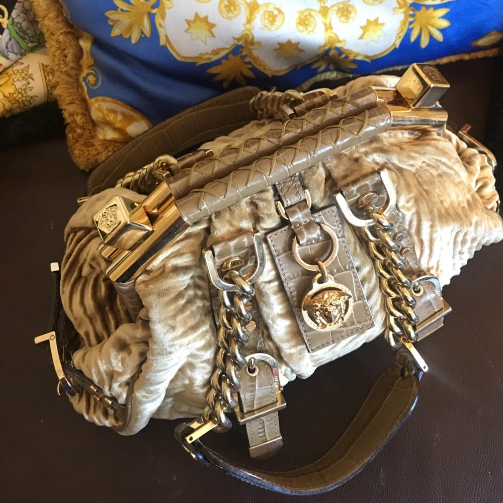Versace purse*****AUTHENTIC*****