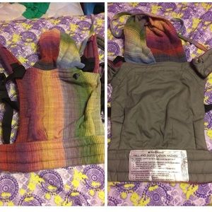 🍭OFFERS🍩 HSHW "Precious" Wompat Baby Carrier