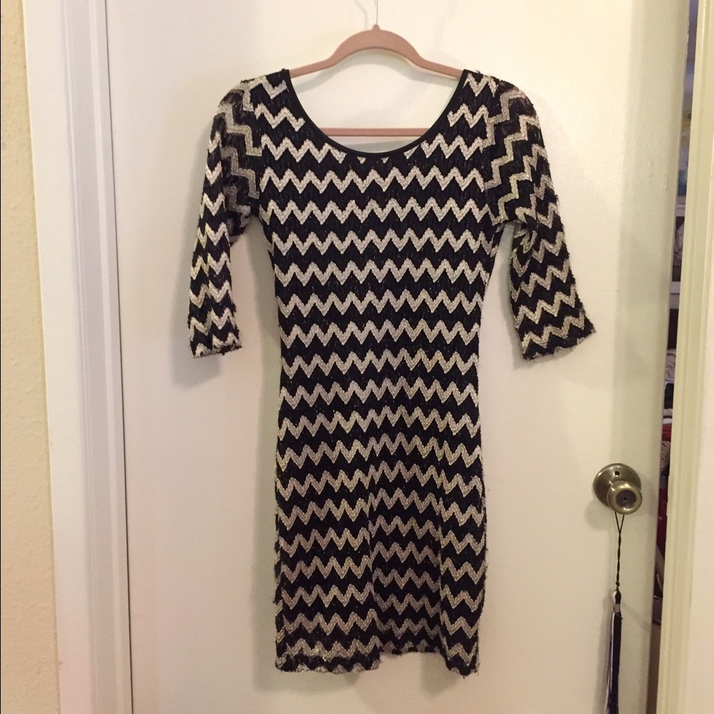 Gold foil, chevron pattern bodycon dress.