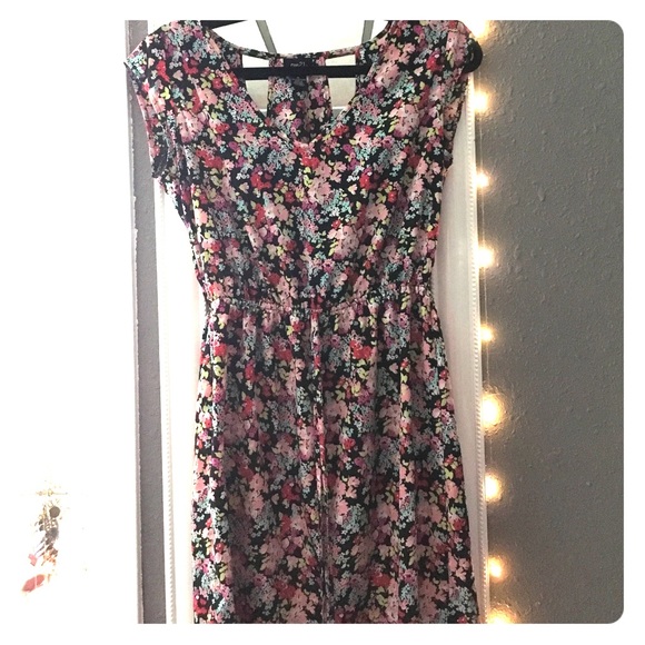 Colorful flower spring dress - Picture 2 of 7