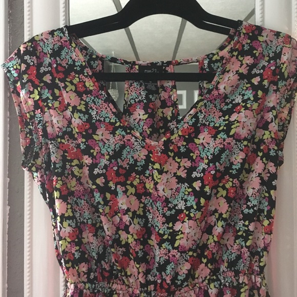 Colorful flower spring dress - Picture 4 of 7