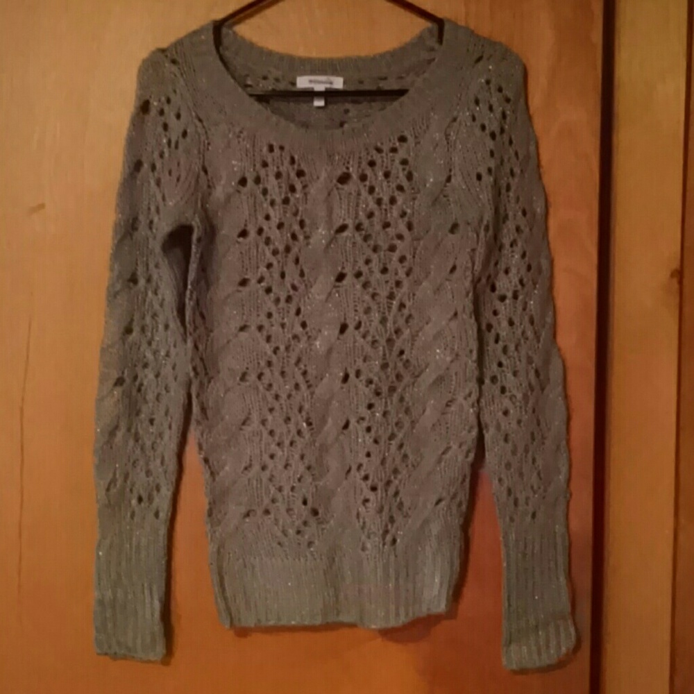 dELiA*s sweater