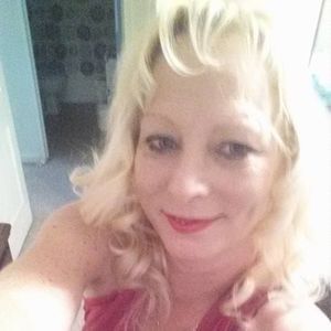 Meet your Posher, Brenda