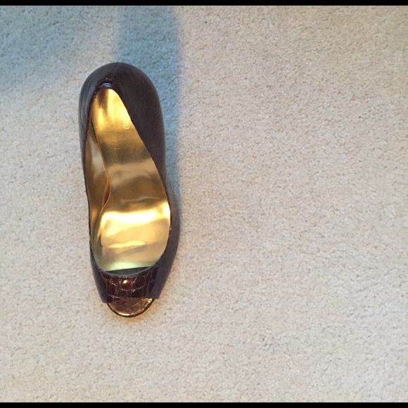 Peep toe brown faux croc mini heel - Picture 3 of 4