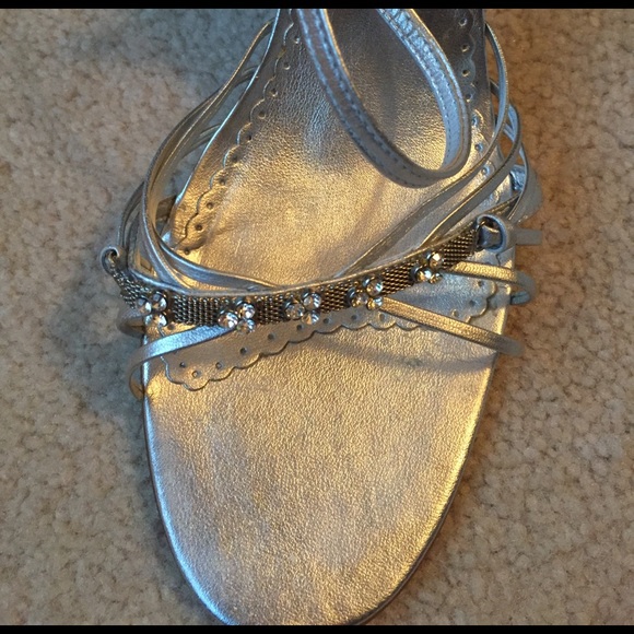 Light silver special event strapped heel - Picture 2 of 3