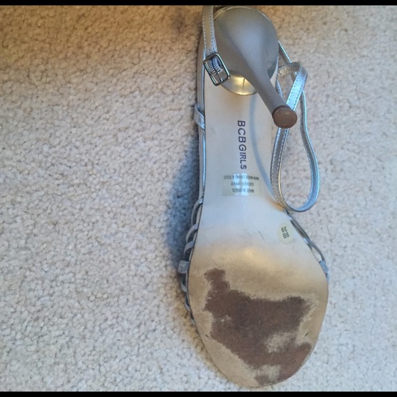 Light silver special event strapped heel - Picture 3 of 3